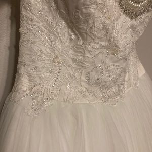 Wedding dress